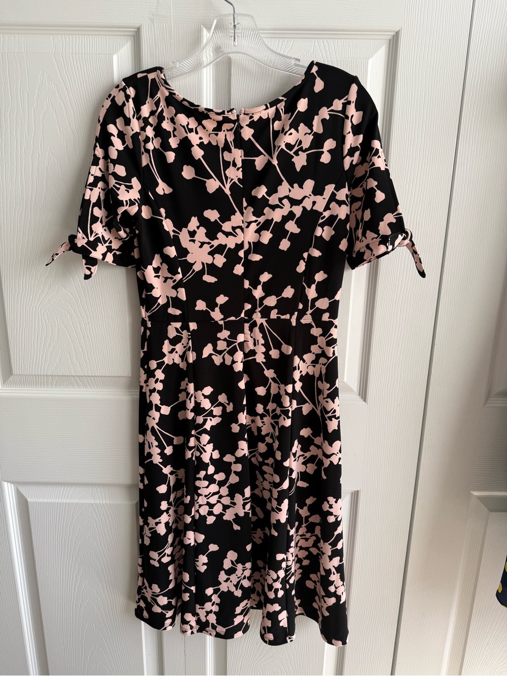 Black & Light Pink Floral A-Line Women’s Dress sz xs